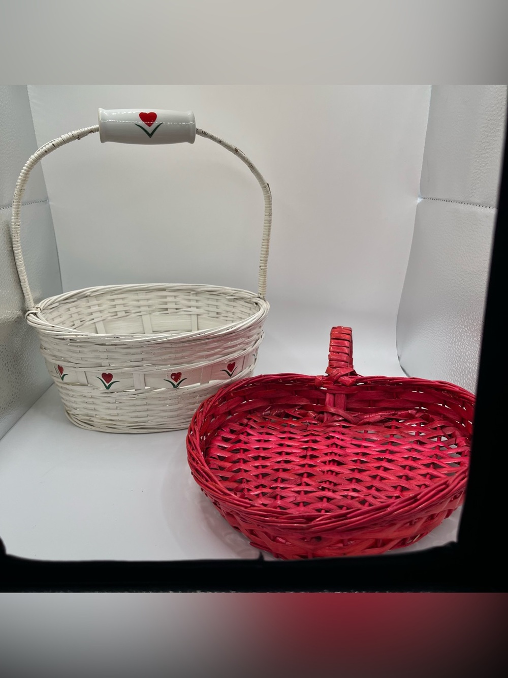 Vintage Wicker Heart Themed Red White Basket - Set of 2